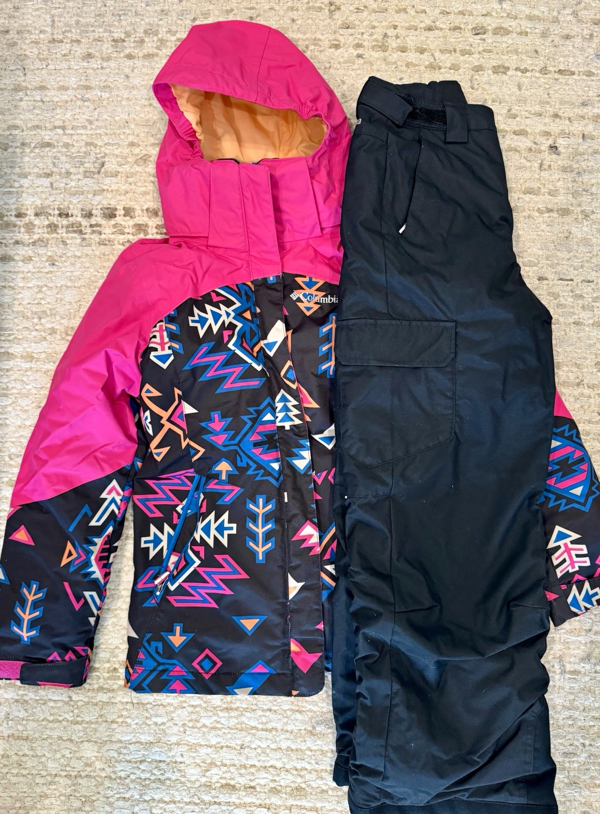 Columbia Girls’ 3-in-1 Ski/Snow Set Pink/Black Geometric Size M(10/12)