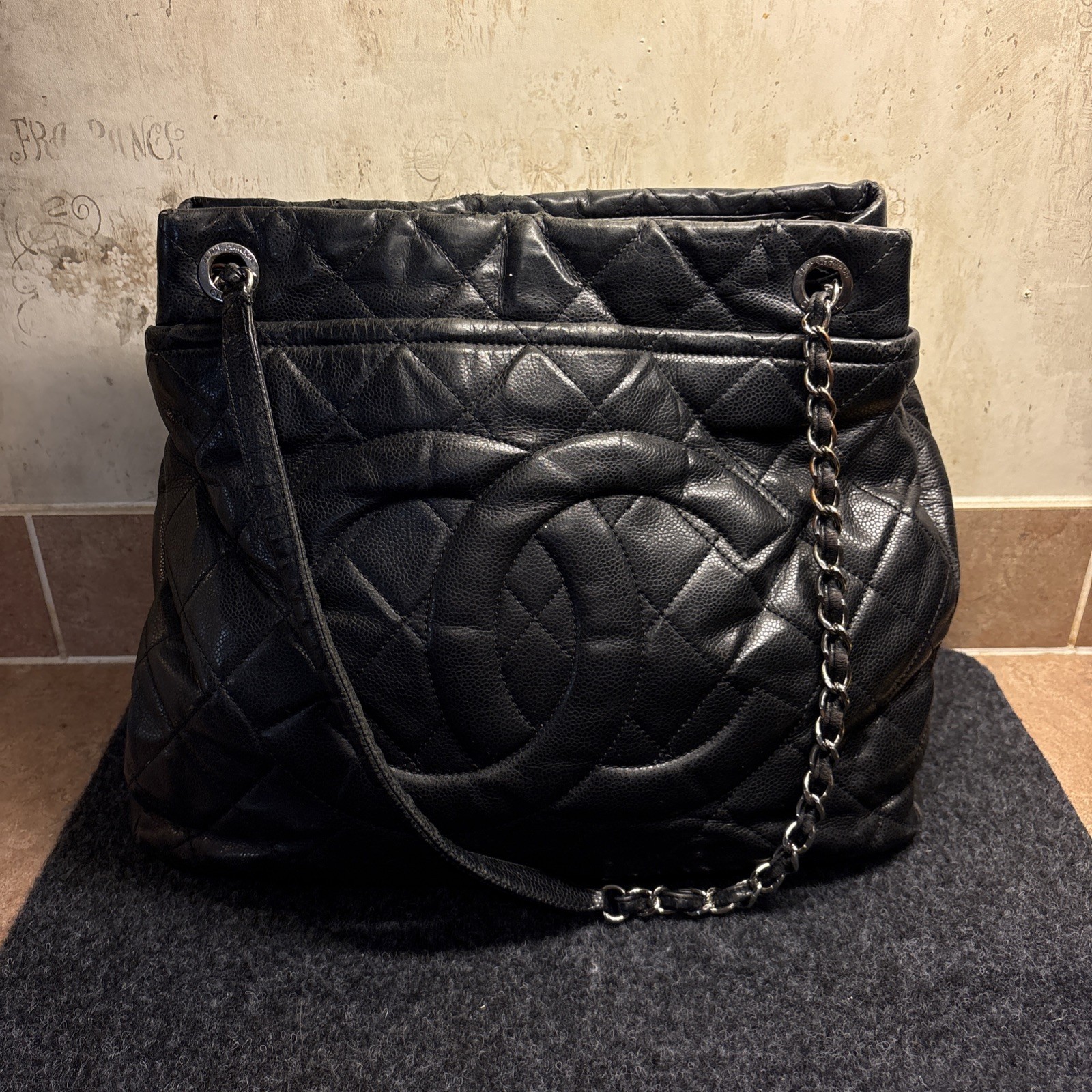 CHANEL Black Quilted CC Caviar, Leather Shoulder Bag Chain Strap Silver Hardware