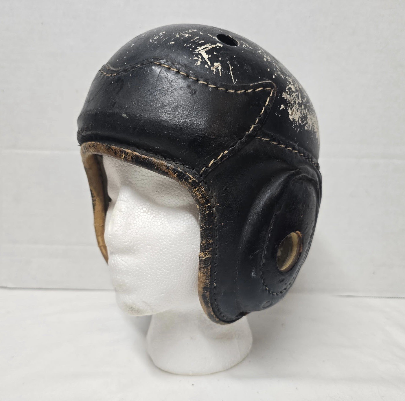 Antique Vintage 1920\'s-1940’s Leather Football Helmet “M” Antique Vintage 1920\'s-1940’s Leather Football Helmet “M”