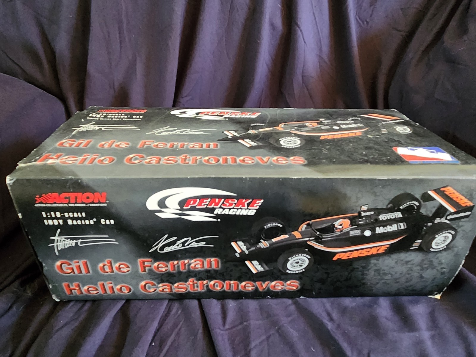 Action 1/18 Helio Castroneves & Gil De Ferran Penske 2002 IndyCar Diecast Racing Action 1/18 Helio Castroneves & Gil De Ferran Penske 2002 IndyCar Diecast Racing