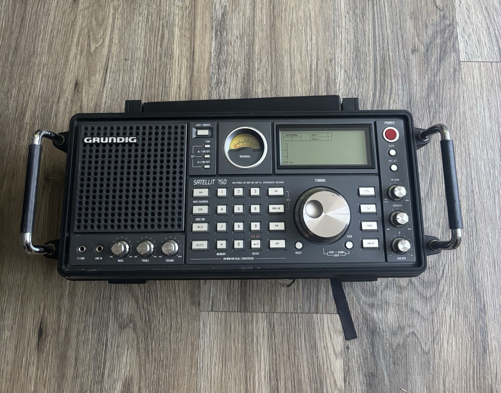 GRUNDIG SATELLITE 750  FULLY TESTED (WBP004000)