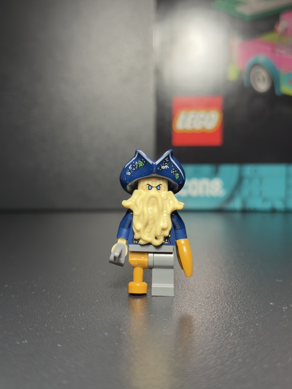 Pirates Of The Caribbean Davy Jones Custom Lego minifigure the Black Pearl 4184 Pirates Of The Caribbean Davy Jones Custom Lego minifigure the Black Pearl 4184