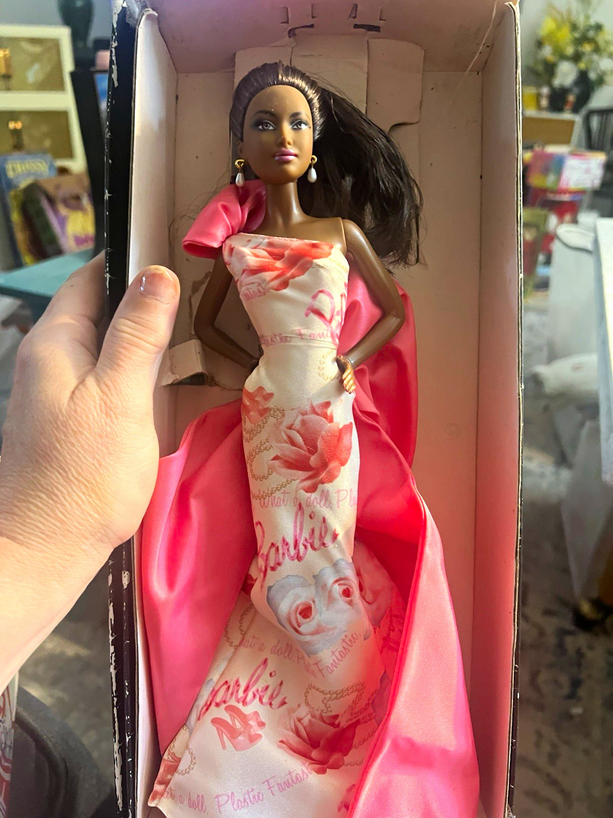 Barbie Collector Avon Rose Splendor Fashion Doll 11.5in Robert Best V7125 Barbie Collector Avon Rose Splendor Fashion Doll 11.5in Robert Best V7125