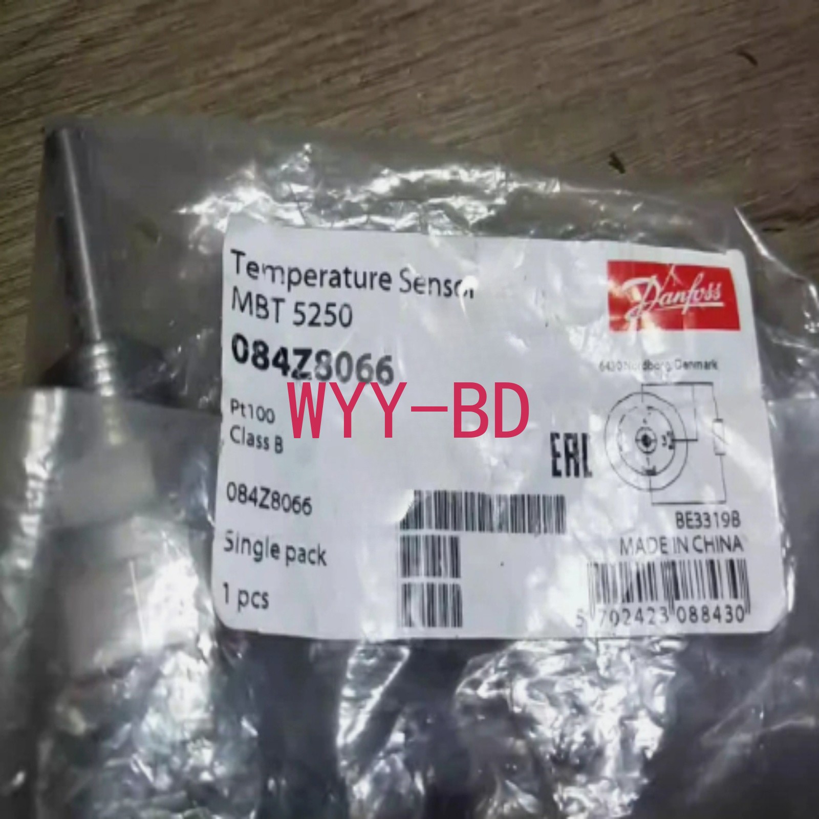 1PCS Brand New Danfoss 084Z8066 MBT 5250 50 mm Temperature Sensor freight free