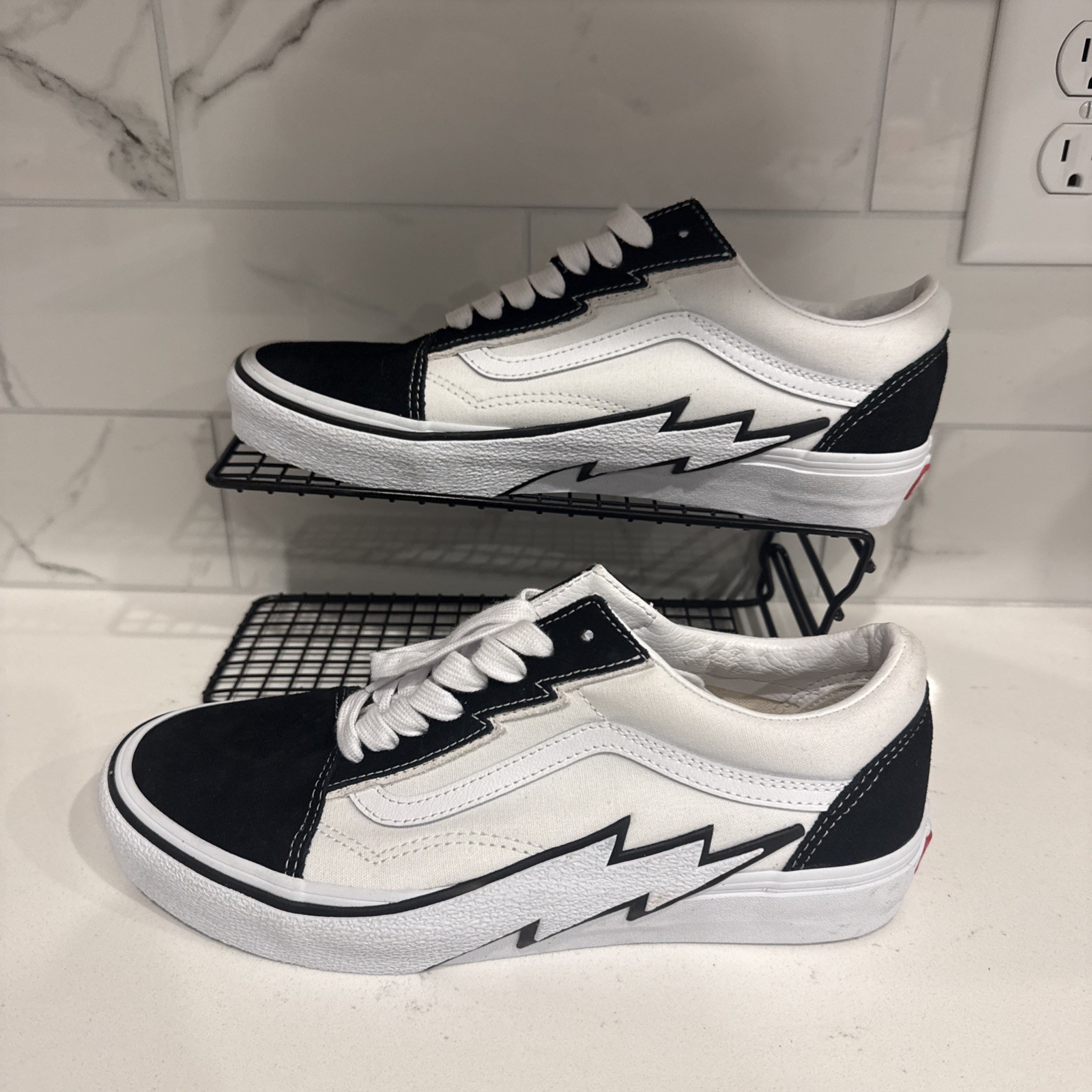 Vans Old Skool Bolt Lightning Black White Sneakers Men’s 9 Women’s 10.5 - SB11