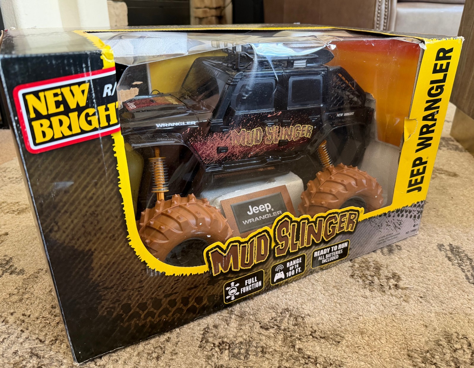 New Bright Mud Slinger Jeep Wrangler RC Ready to Run New