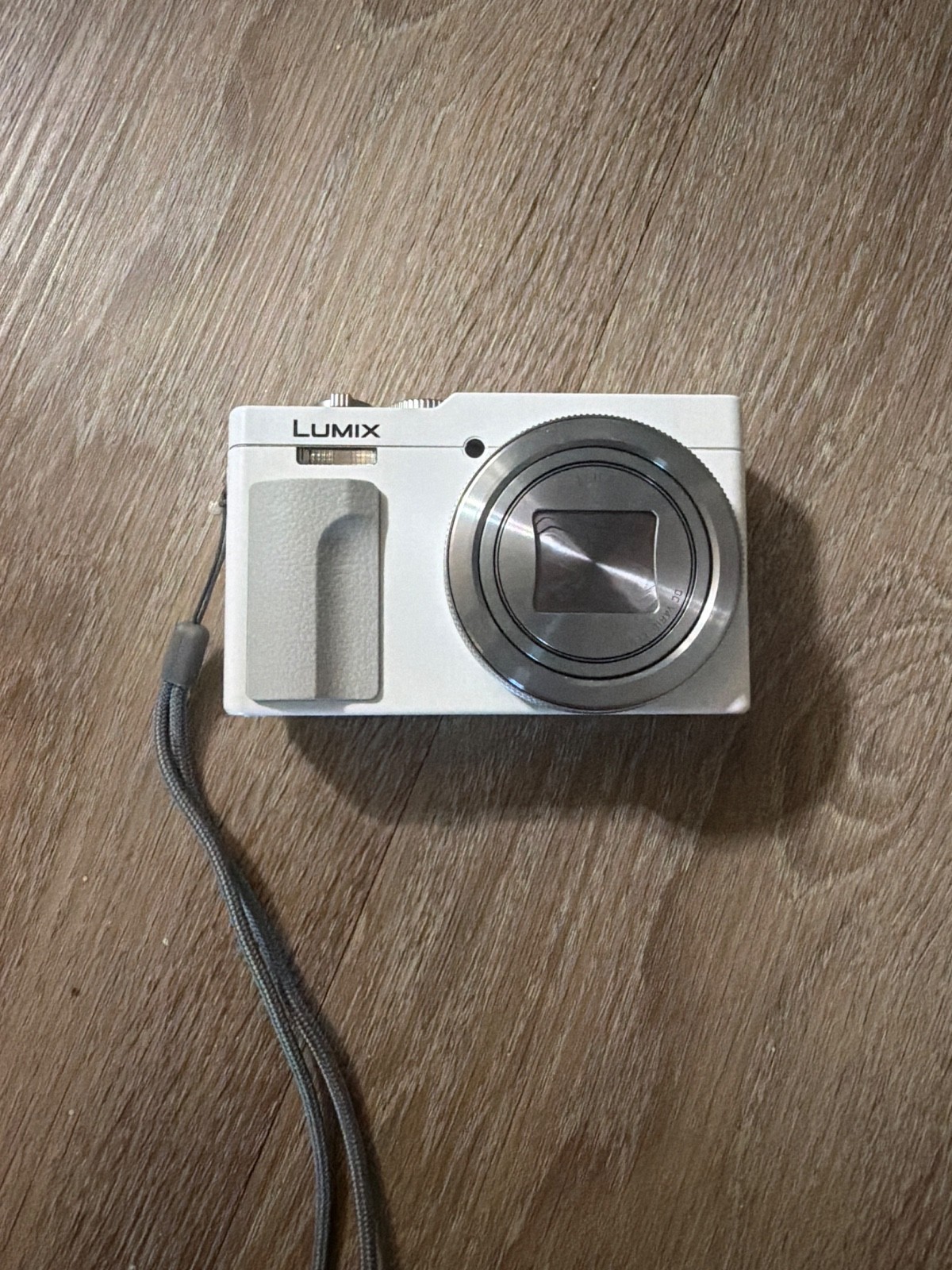 Panasonic TZ99/ZS99 Digital Camera (White) - BARELY USED Includes charger & case