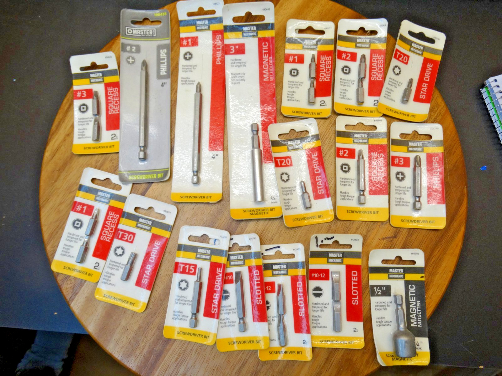 17 Packs (23 pieces) Various Master Mechanic Bits & Drivers
