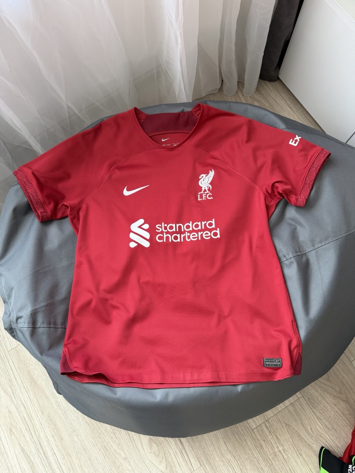 LIVERPOOL FOOTBALL SHIRT 2022-2023 ORIGINAL NIKE SIZE L #8