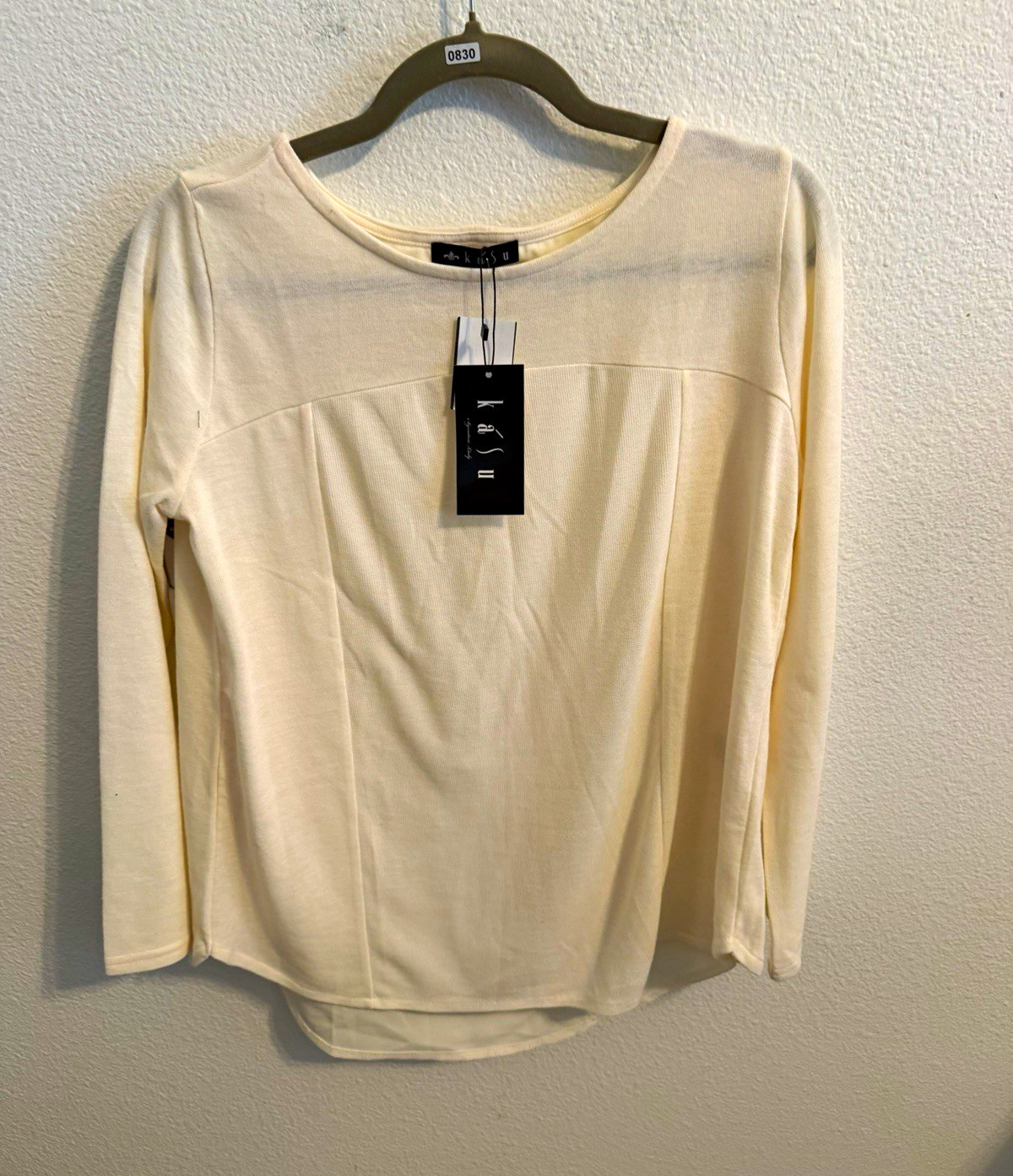 Papaya Women’s M Ivory Solid Knit Round Neck Pullover Long Sleeve Top K1708BL Papaya Women’s M Ivory Solid Knit Round Neck Pullover Long Sleeve Top K1708BL