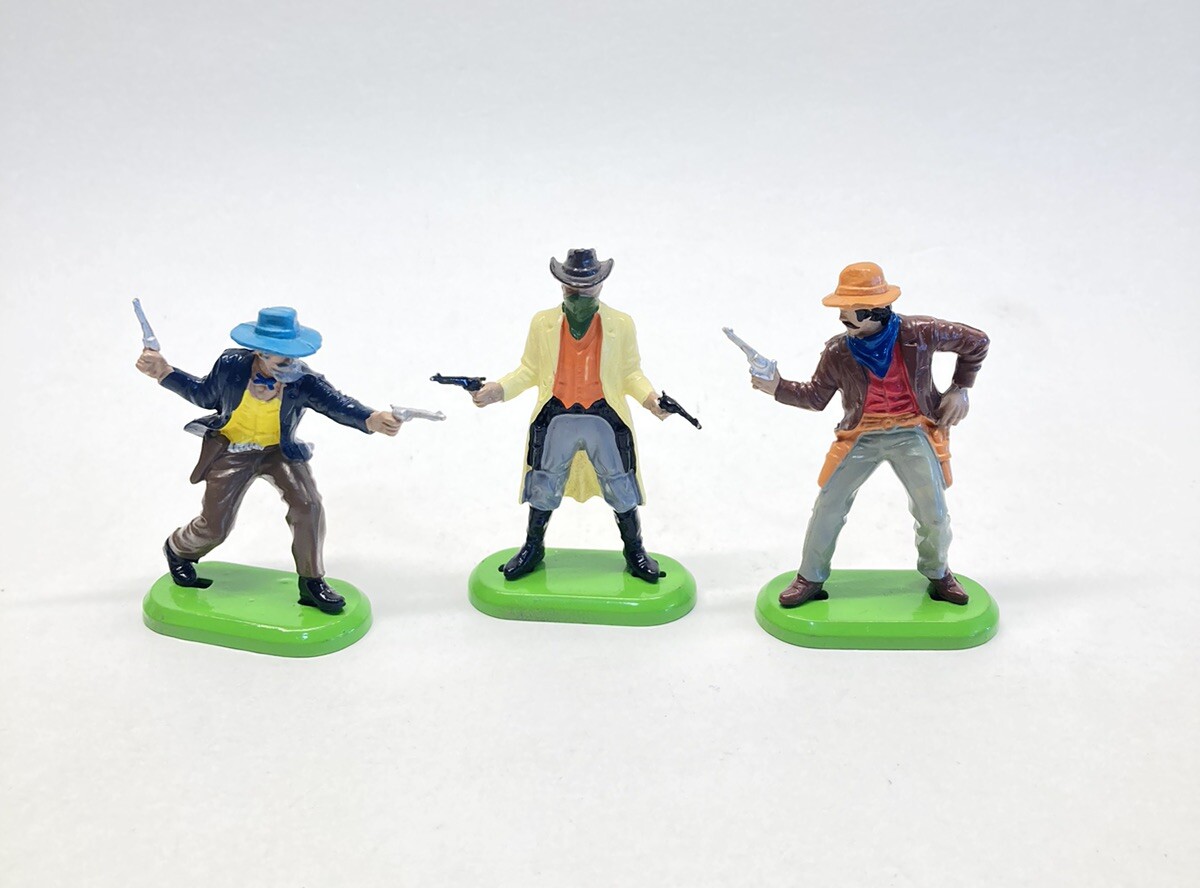 Vintage Britains Gun Slinger Shooter Cowboy with Guns Outlaw Coat Hat Wild West Vintage Britains Gun Slinger Shooter Cowboy with Guns Outlaw Coat Hat Wild West