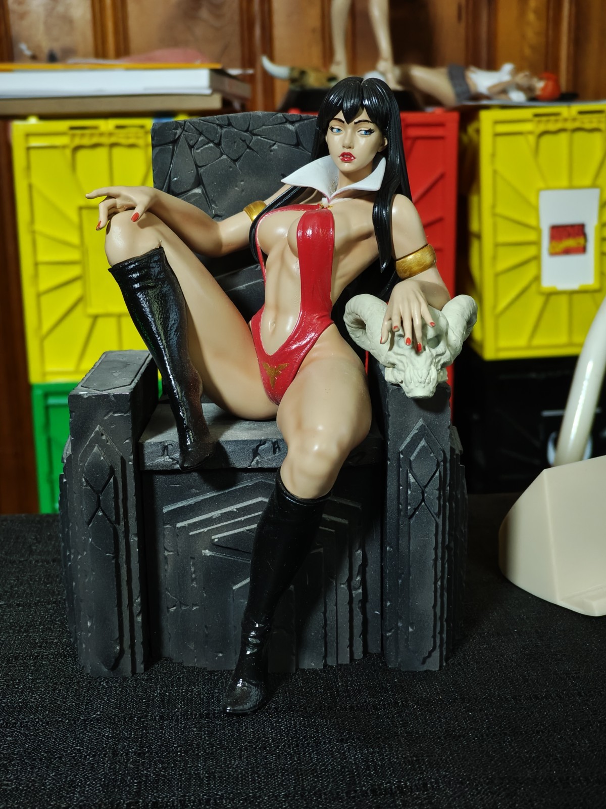 Vampirella 1/4  Figure Sexy Statue Display Professionally Painted