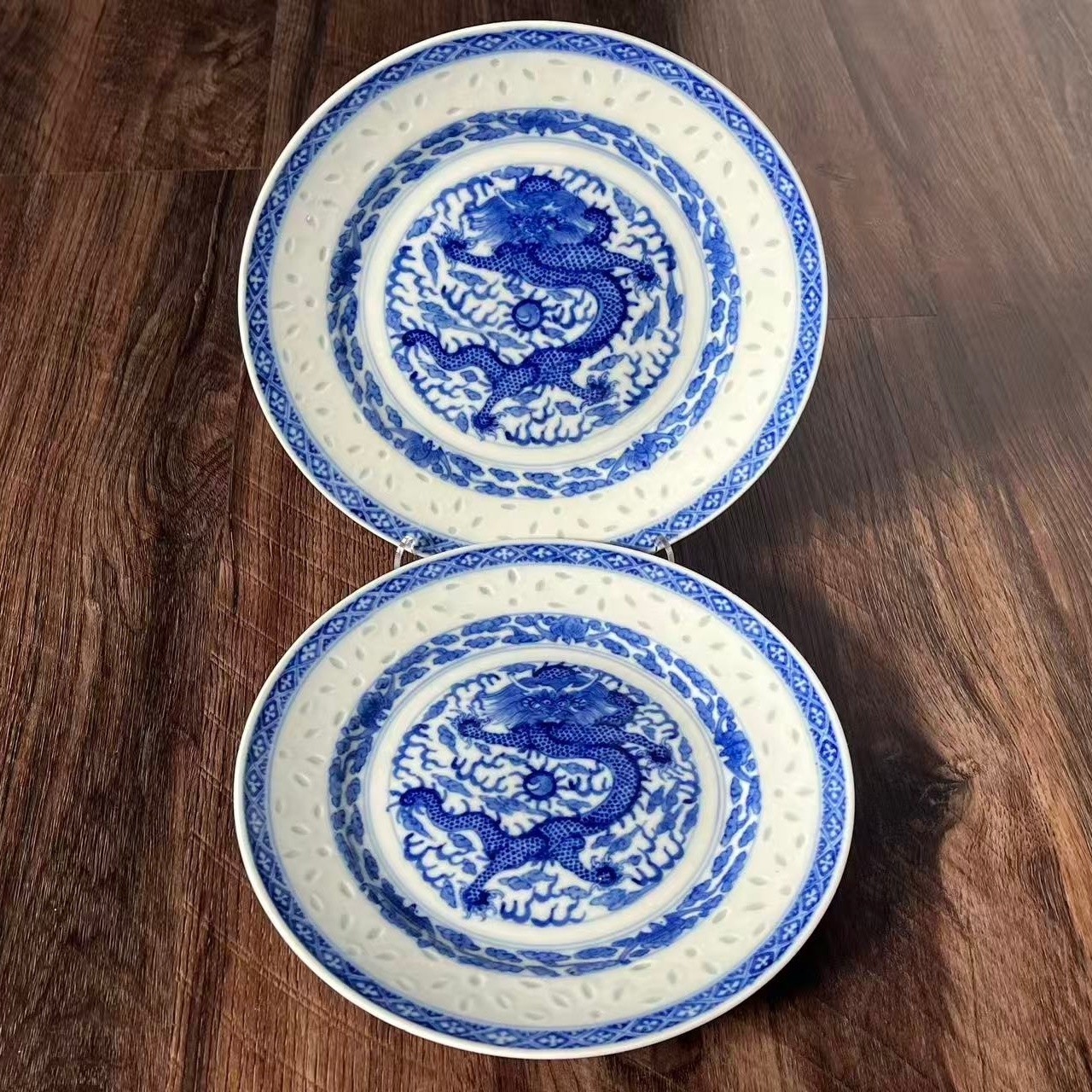Pair of Antique 19th c. Chinese Rice Grain Dragon Porcelain Plate 9\'\'