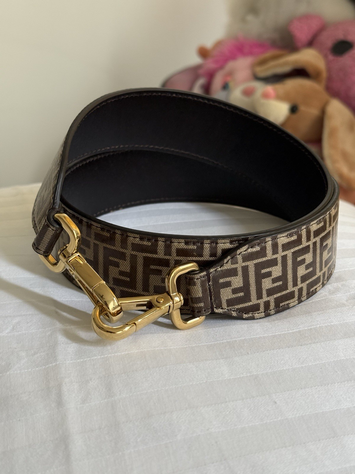 Fendi Zucca Monogram Logo Detachable Baguette Bag Strap Gold-Tone Brown/Black Fendi Zucca Monogram Logo Detachable Baguette Bag Strap Gold-Tone Brown/Black