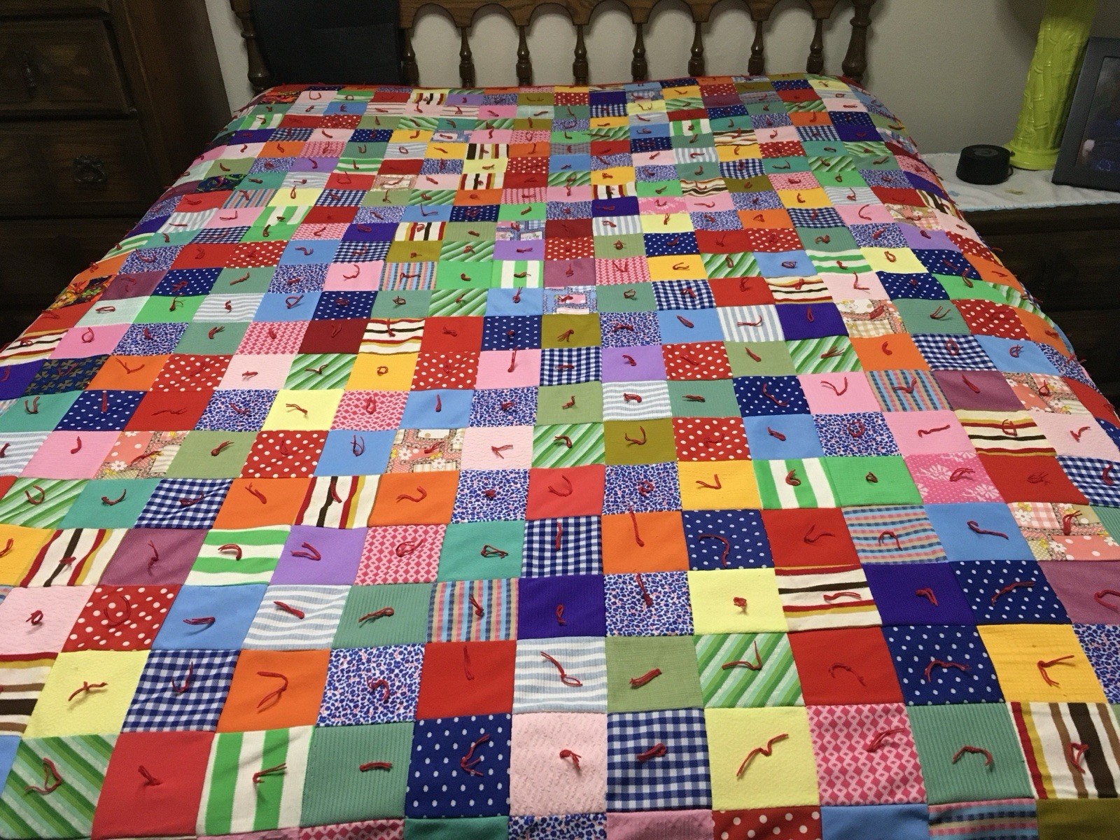 Vtg Handmade Polyester Double Knit 70’s Tied Quilt 72”x 90” In Good Condition