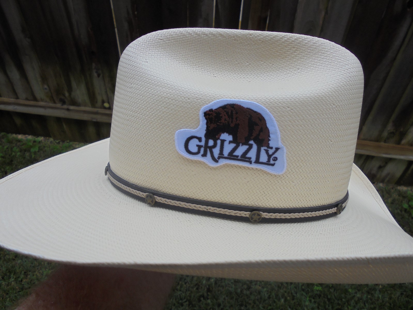 RARE GRIZZLY SNUFF HAT PATCH NEW/UNUSED RARE GRIZZLY SNUFF HAT PATCH NEW/UNUSED