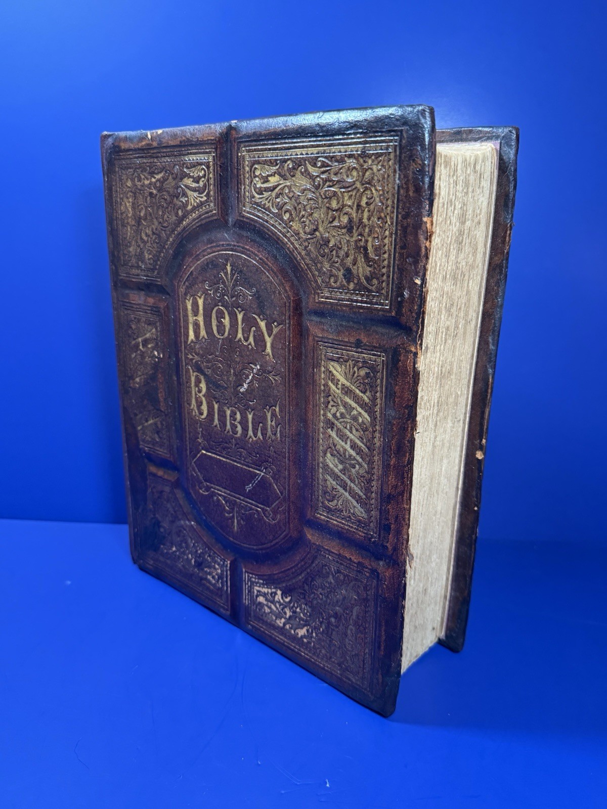 Antique Victorian Family Holy Bible c. 1890’s - Leatherbound US Made - Restored