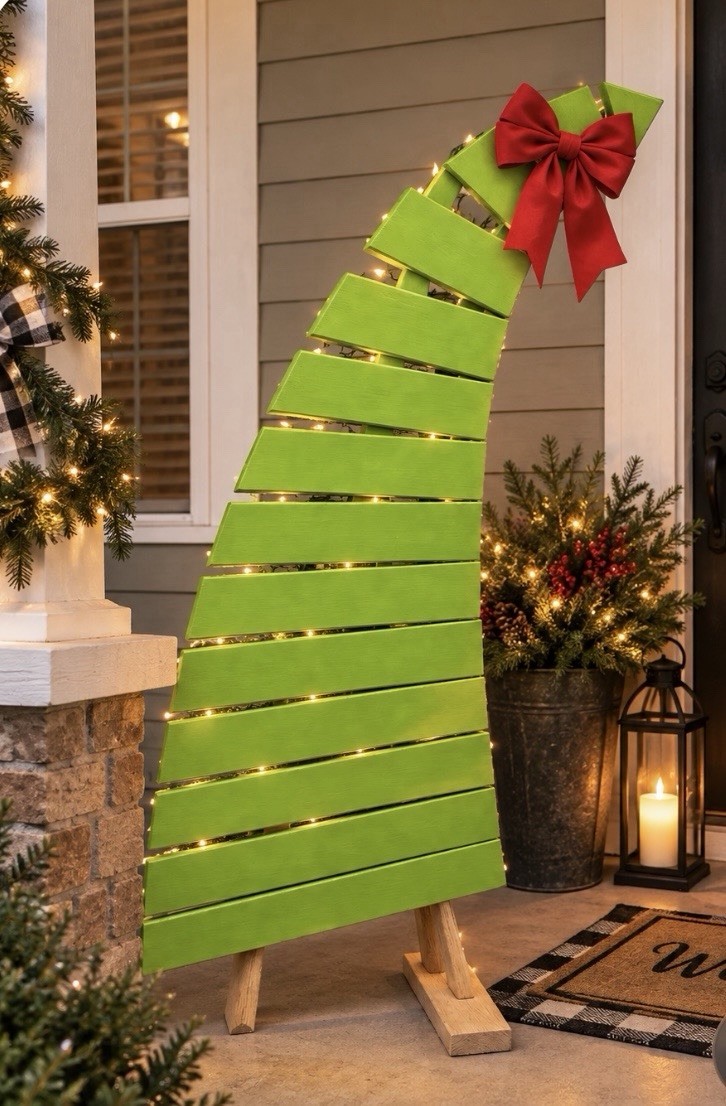 Green Wooden Slat Christmas Tree Yard Decor, Illuminated, Free Standing