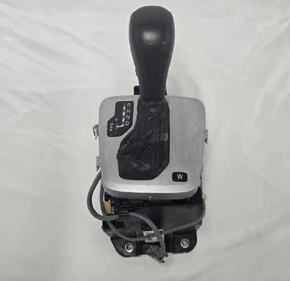 2003-2014 Volvo XC90 2.5L 3.2L Genuine OEM AT Floor Shifter 08699412 08699416