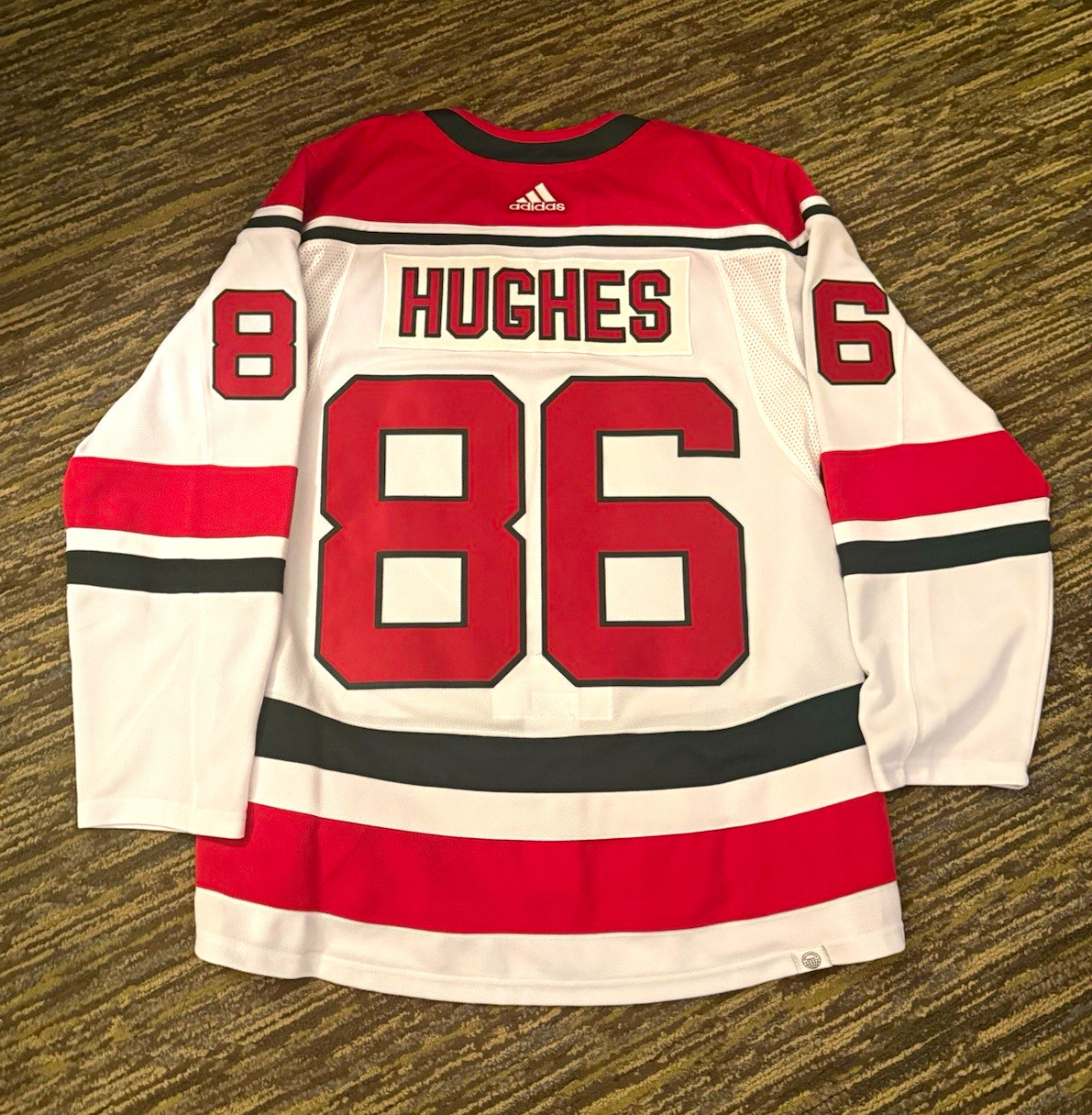 adidas New Jersey Devils Hughes #86 White NHL Hockey Jersey Size 54 adidas New Jersey Devils Hughes #86 White NHL Hockey Jersey Size 54