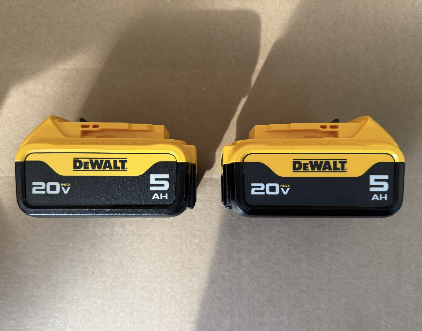 DeWalt New Genuine 20V MAX 5 Ah Lithium Ion Battery (2-Pack) DCB205 DeWalt New Genuine 20V MAX 5 Ah Lithium Ion Battery (2-Pack) DCB205