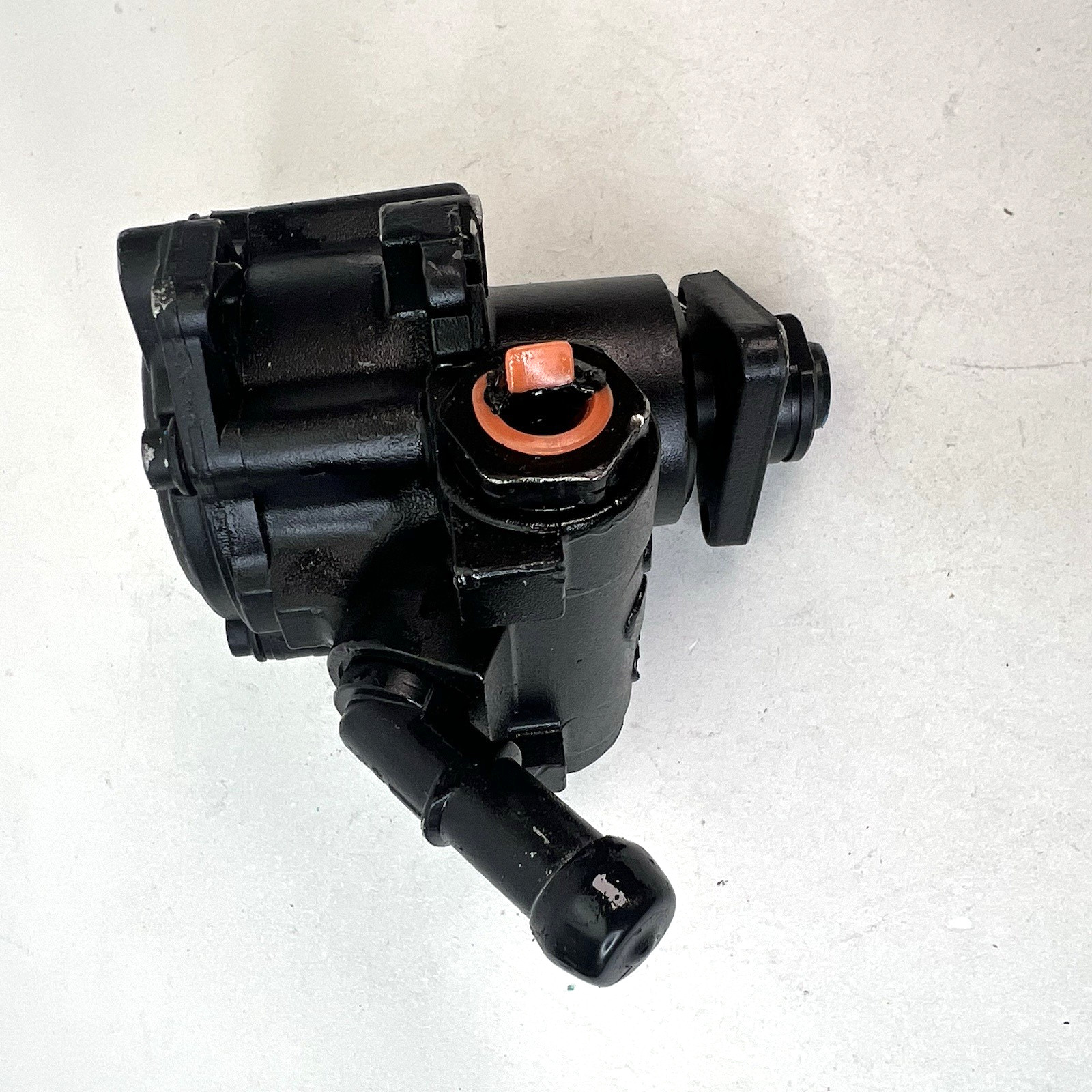 Remanufactured Power Steering Pump Ixetic 5012394-234