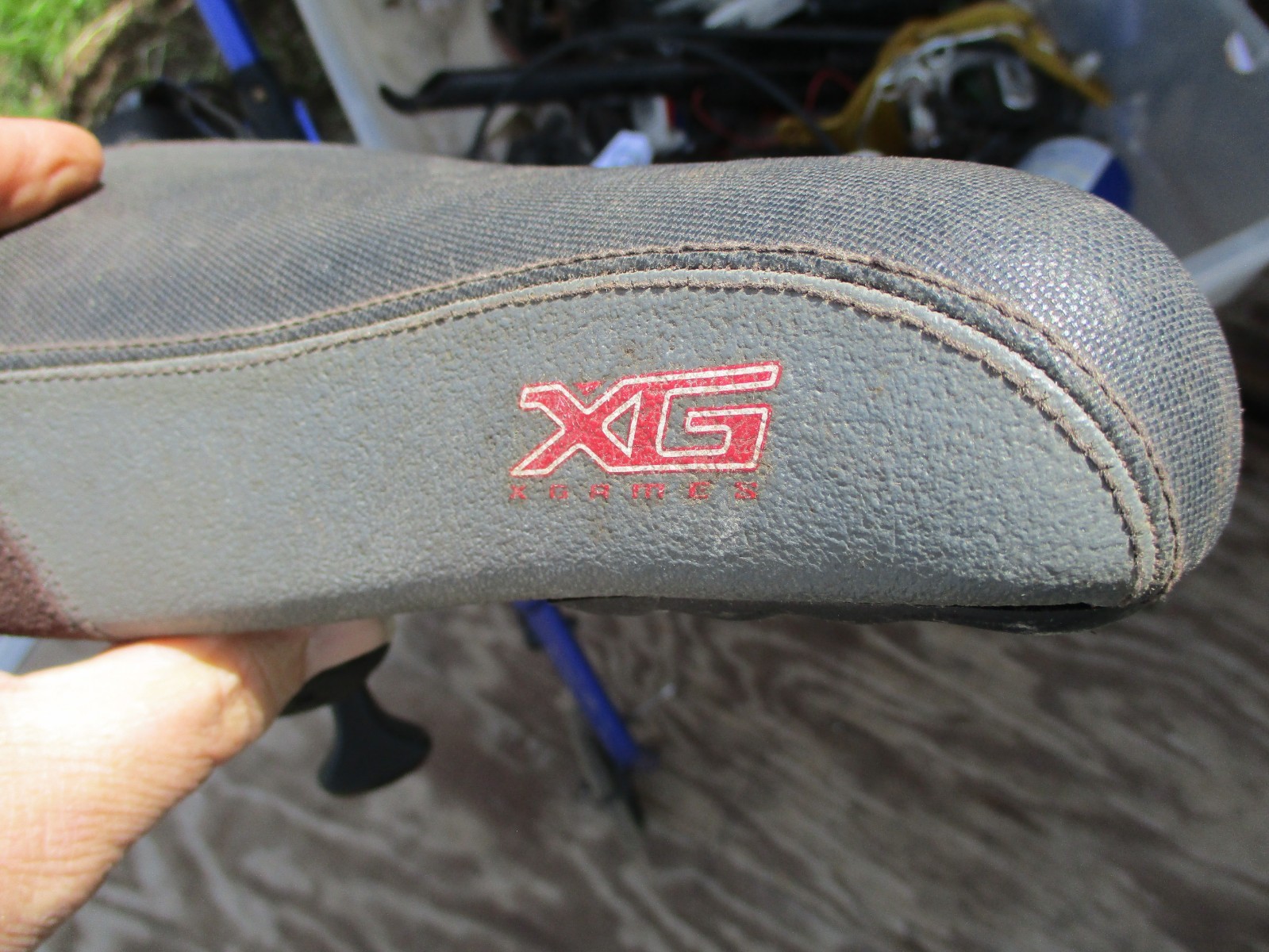 Mid School Bmx X-games Freestyle Railed Seat Mid School Bmx X-games Freestyle Railed Seat