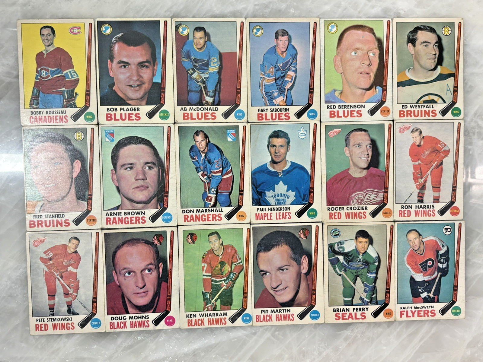 vintage 1969-70 O-PEE-CHEE NHL partial set 70/231 mixed condition SEE PHOTOS