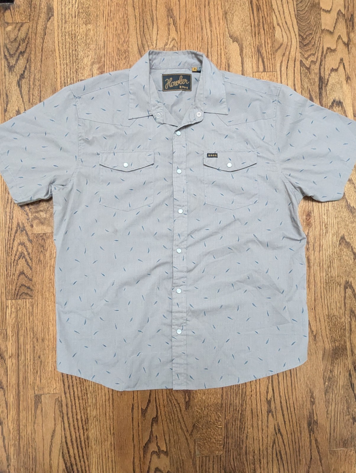 Howler Bros Shirt Men’s Size Medium Short Sleeve Pearl Snap Western Button