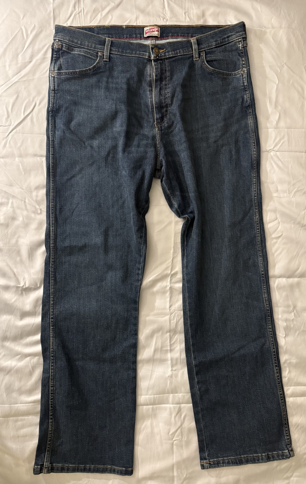 Wrangler Men’s Relaxed Fit Bootcut Blue Denim Stretch 38x32