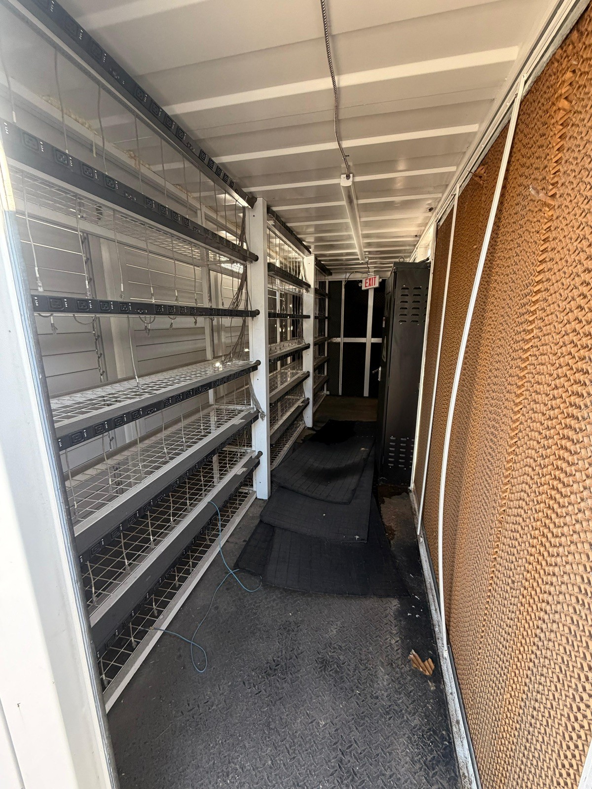 Bitcoin Crypto BTC Mining Container 750 kva, 1200 Amp, 480/277v or 415/240v Bitcoin Crypto BTC Mining Container 750 kva, 1200 Amp, 480/277v or 415/240v