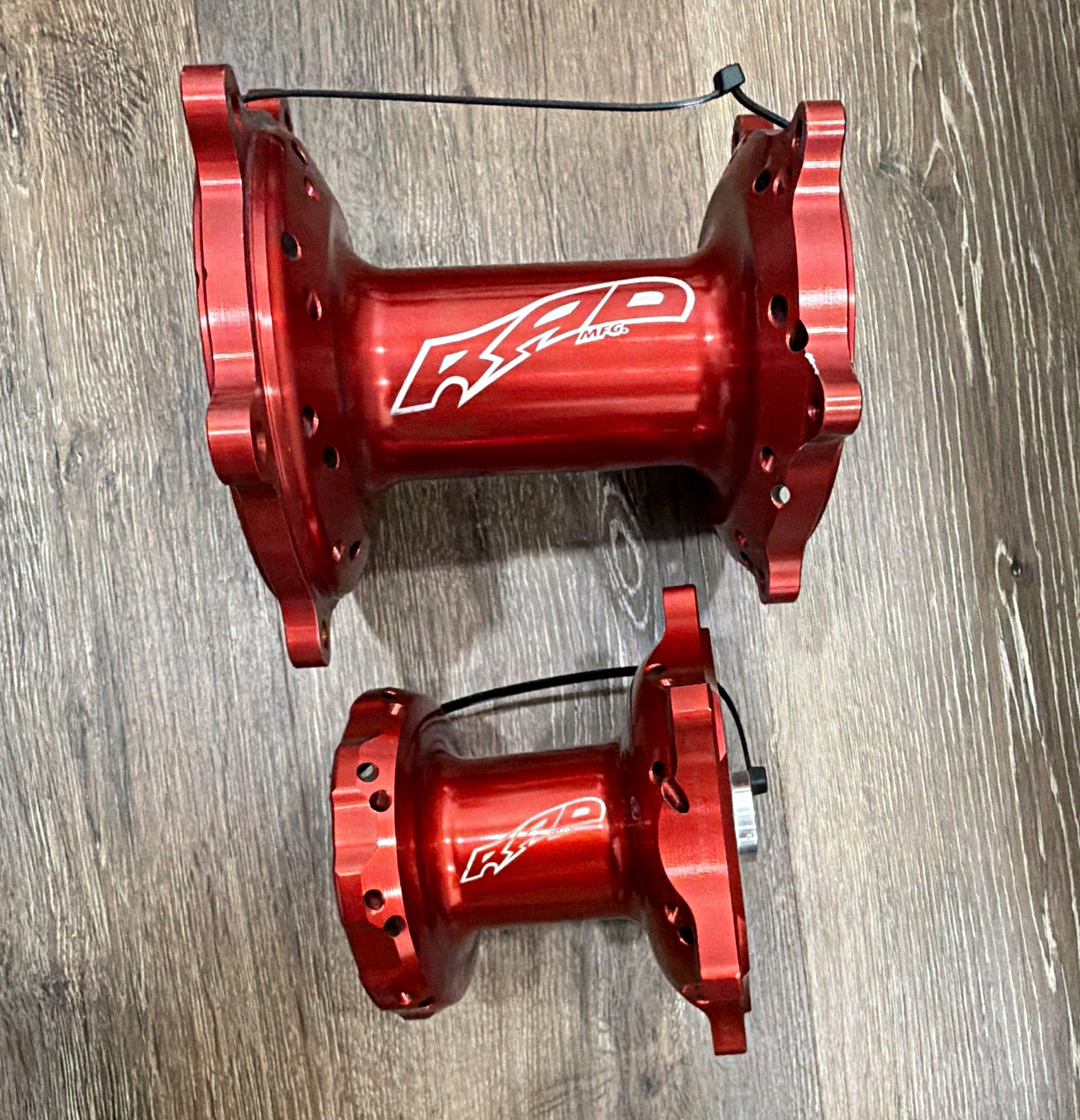 GRAIL Rare RAD MFG Billet Hubs Set NOS Red YZ RM 125/250 36H RAD03129 RAD05001