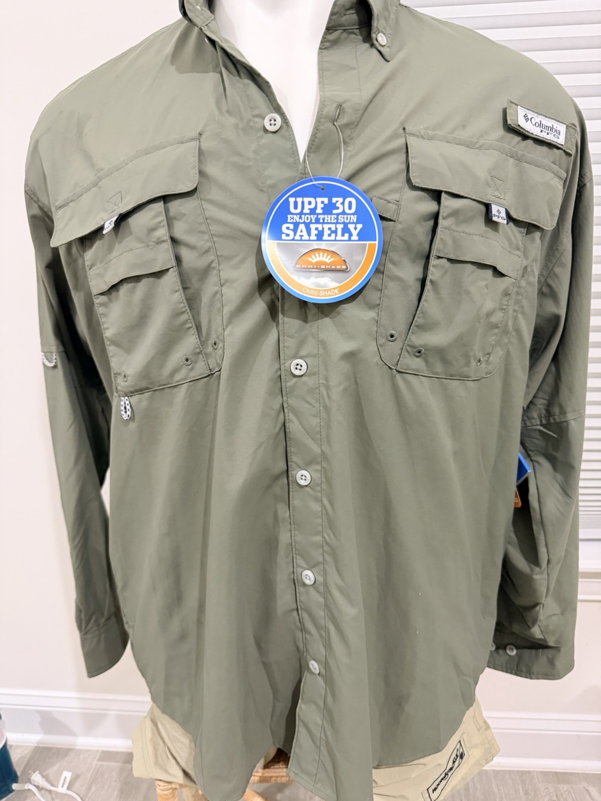 NWT Columbia Omni Shade vented button shirt-olive Green-large Athleisure PFG NWT Columbia Omni Shade vented button shirt-olive Green-large Athleisure PFG