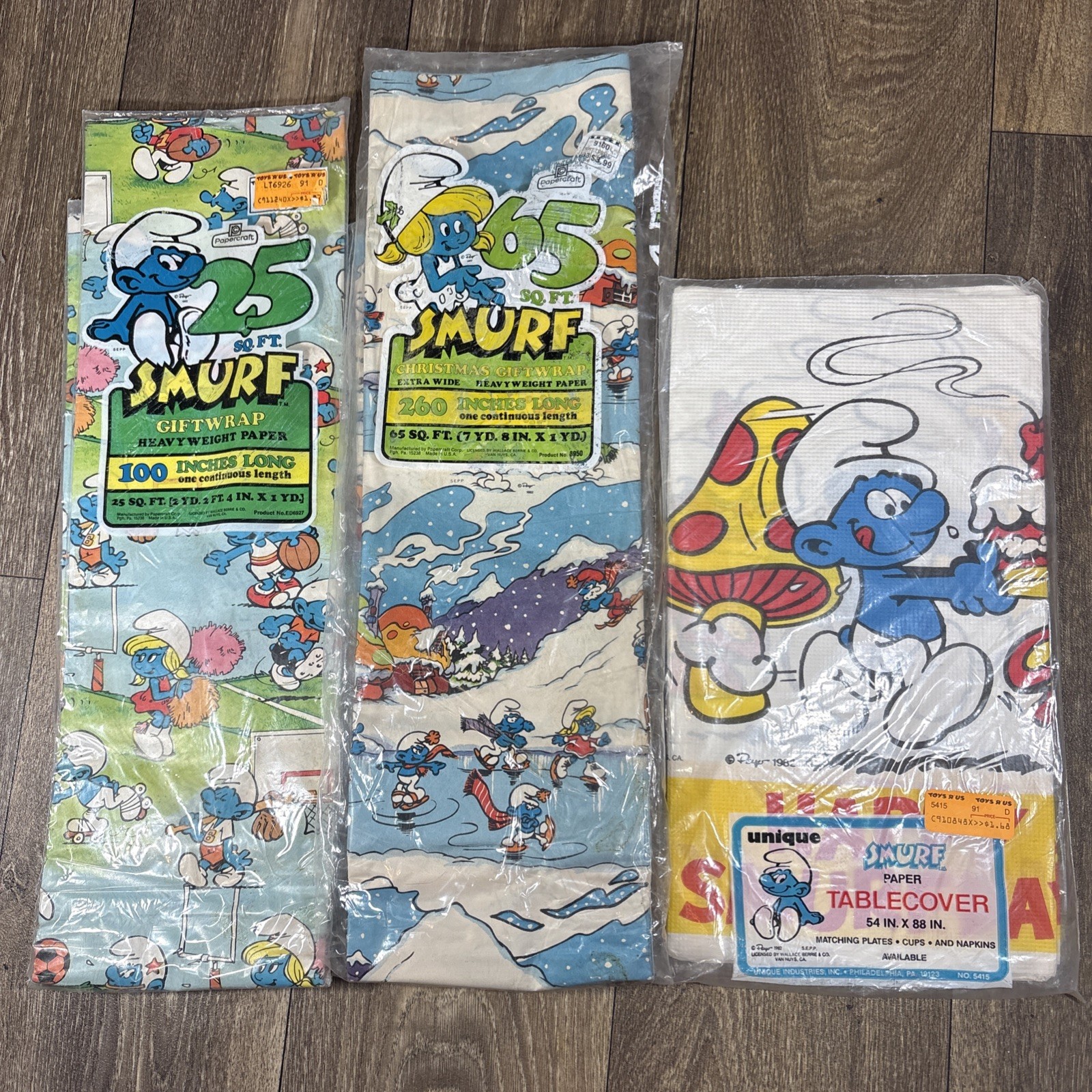 Vintage 1980s Papercraft Smurf Wrapping Paper Gift Wrap/Tablecloth