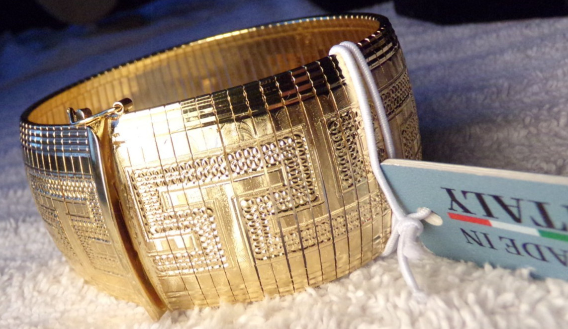 VTG DYADEMA ITALY 14K YELLOW GOLD PLATE WIDE GREEK KEY BRIGHT CUT BRACELET 7.75\