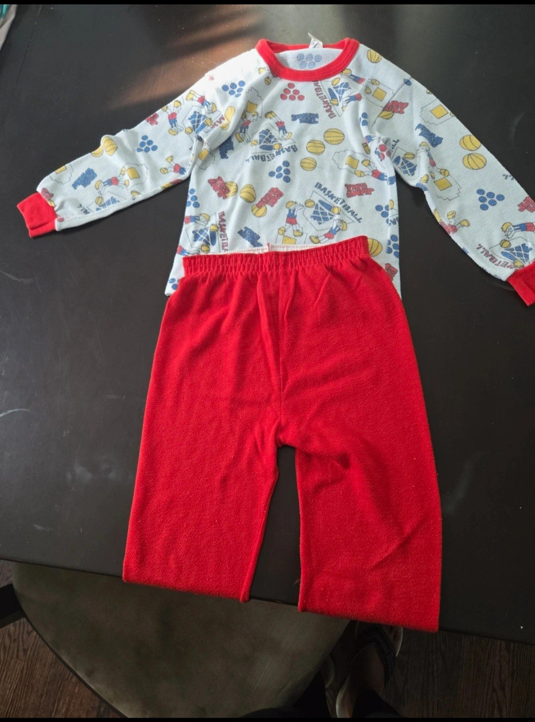Vintage 1980s Carter\'s Basketball Pajamas 2-Piece Set. 6T Vintage 1980s Carter\'s Basketball Pajamas 2-Piece Set. 6T