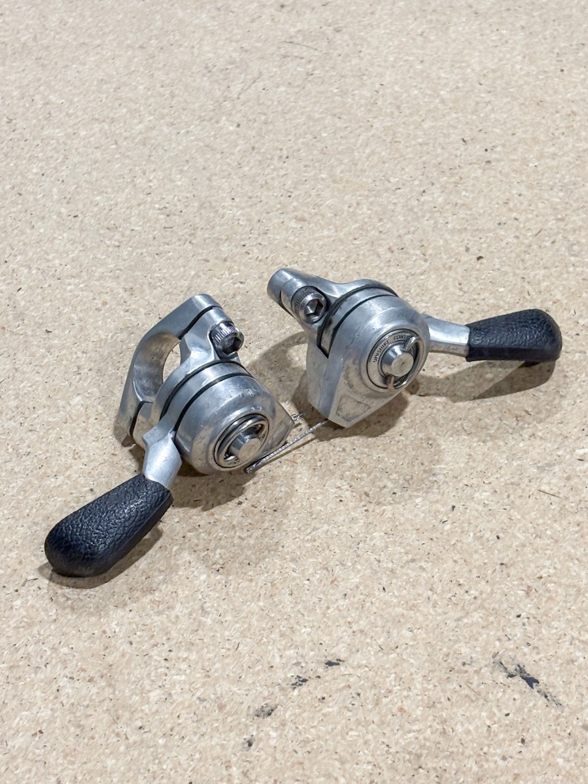 Vintage Shimano SL-M700 Thumb Shifters Pair MTB Deer Head Deore XT Japan 80s Vintage Shimano SL-M700 Thumb Shifters Pair MTB Deer Head Deore XT Japan 80s