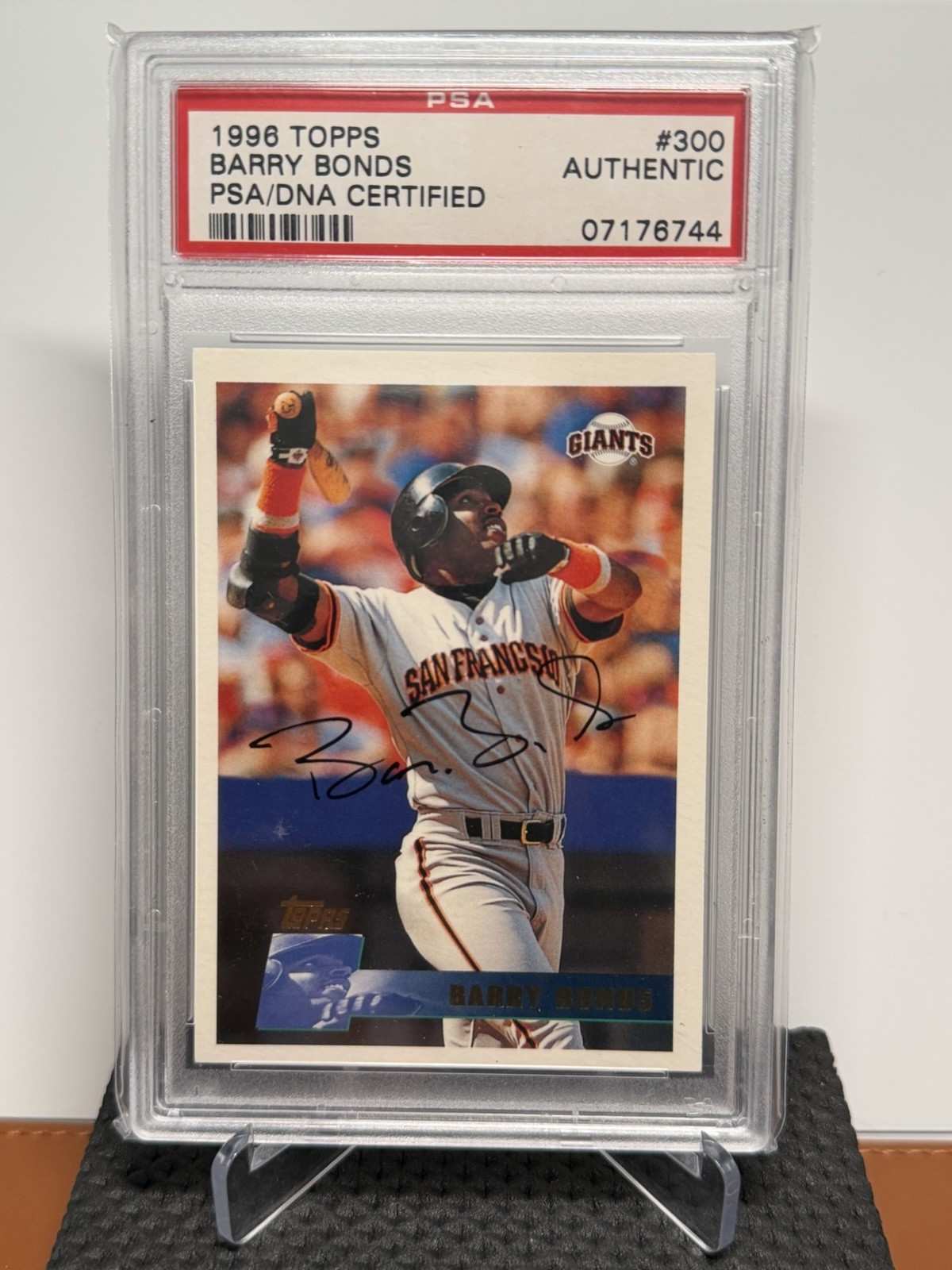 1996 Topps 300 Barry Bonds Autographed Card - PSA/DNA Authentic & Bonds Hologram