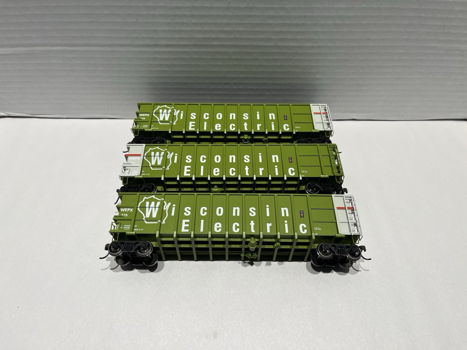 HO Scale Athearn RTR Wisconsin Electric Coal Hopper Set Of 3 No Box 