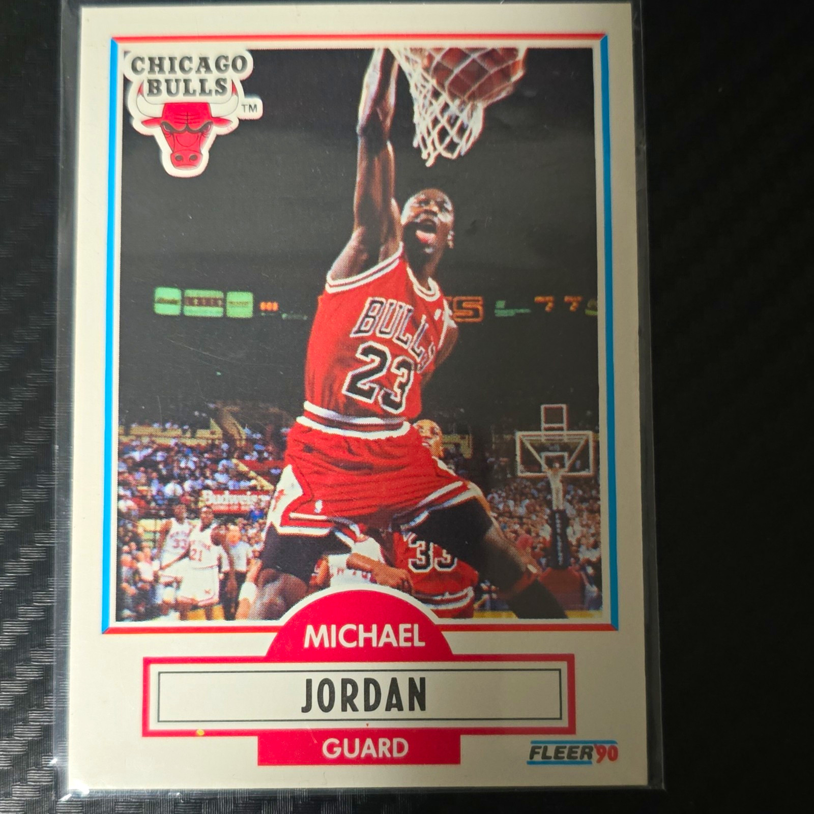 Fleer 1990-91 Michael Jordan Chicago Bulls NBA Base Set Card #26