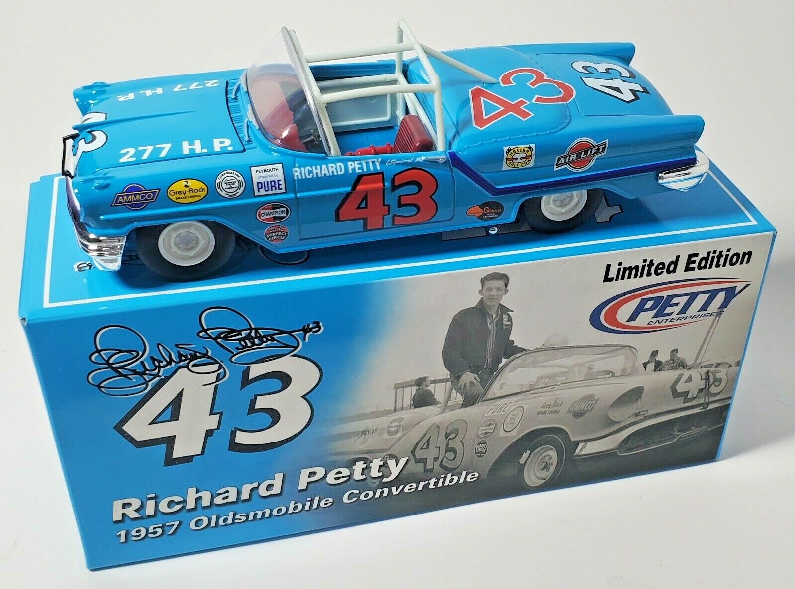 RICHARD PETTY 1/24 #43 1957 OLDS CONVERTIBLE DIECAST - THE KING\'S 1ST RACE CAR 