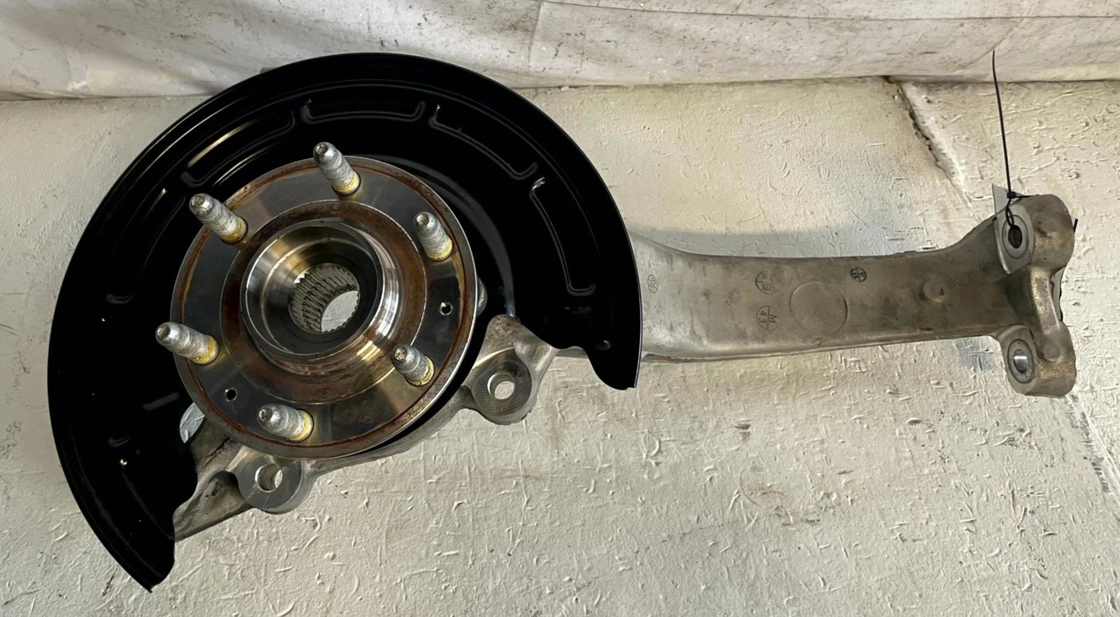 2024-2026 HONDA PROLOGUE FRONT LEFT SIDE STEERING SPINDLE KNUCKLE & HUB # 114270