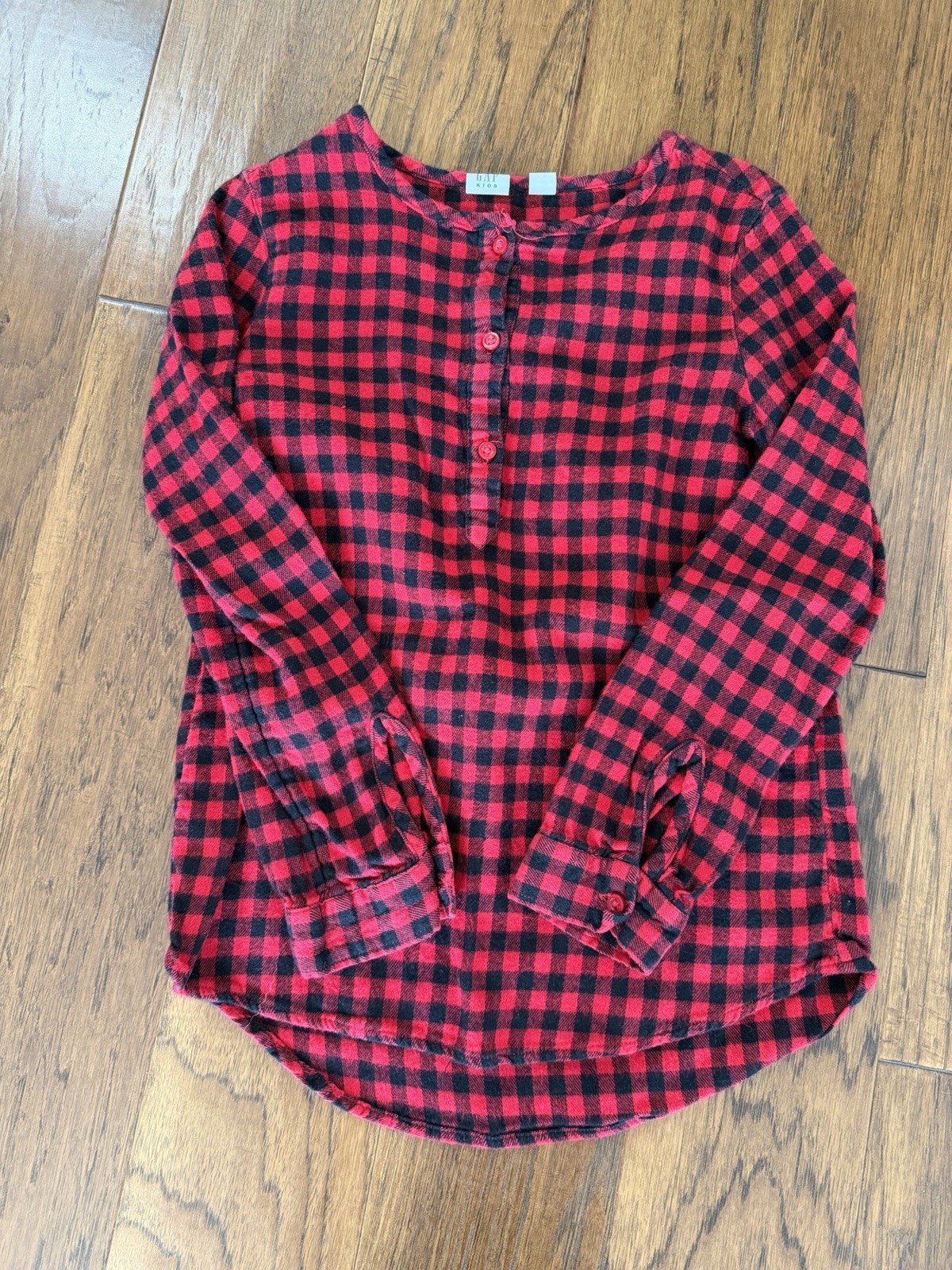 Girls Gap Kids Red Black Buffalo Plaid Long Sleeve Flannel Girls Gap Kids Red Black Buffalo Plaid Long Sleeve Flannel