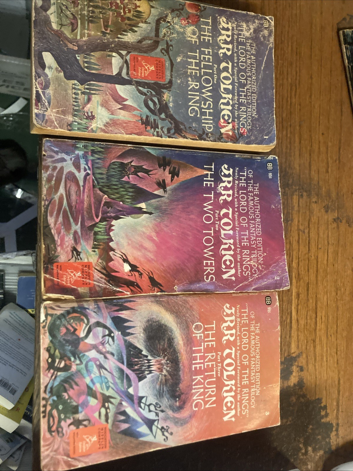 Lord of the rings vintage set Jrr Tolkien Acceptable Lord of the rings vintage set Jrr Tolkien Acceptable
