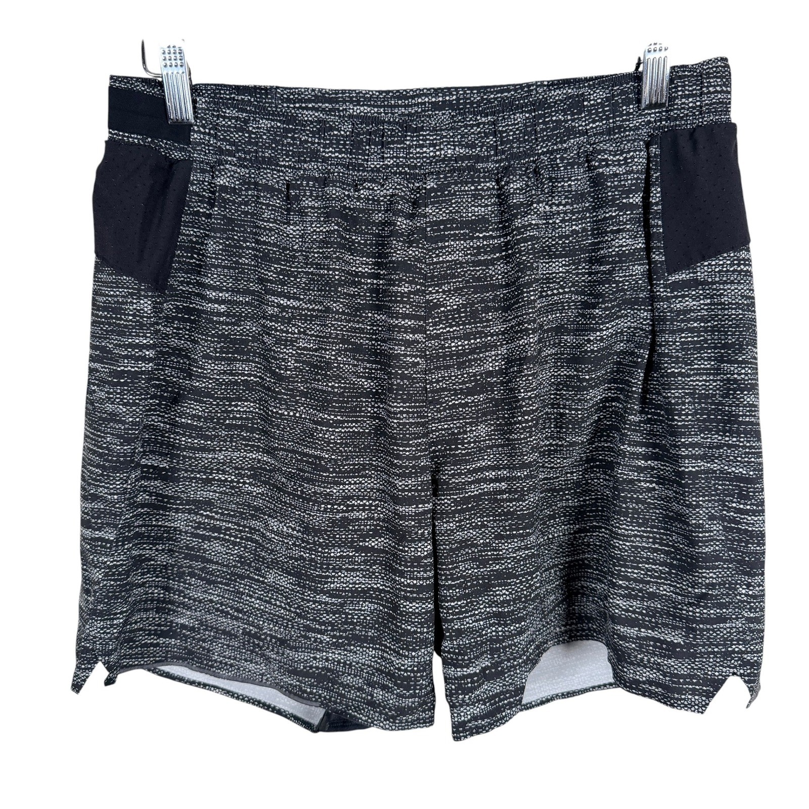 Lululemon Surge Lined Running Shorts Mens M Black White Static Pattern 6\