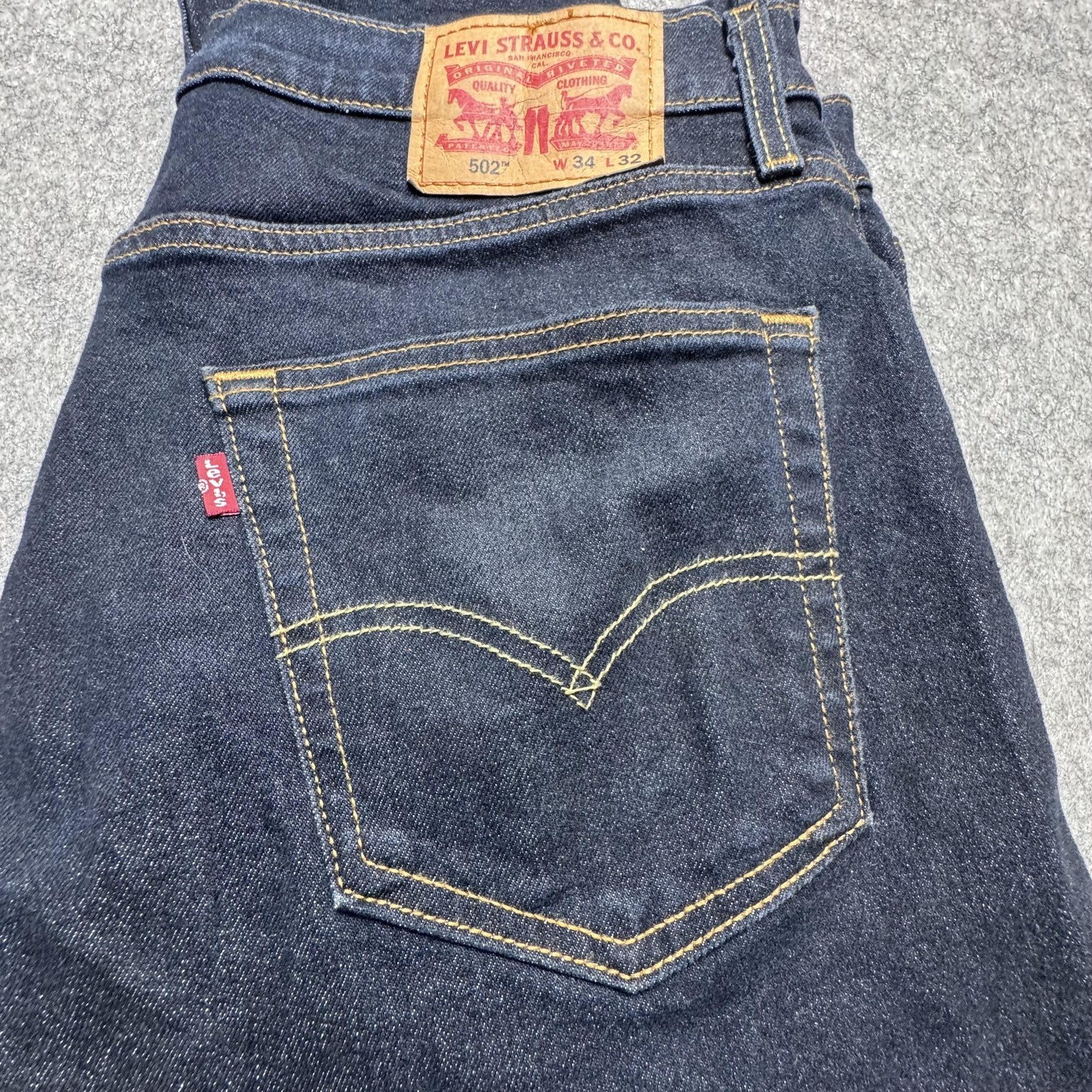 Levi\'s 502 Jeans Mens 34x31 Blue Dark Wash Tapered Leg Stretch Denim Pants