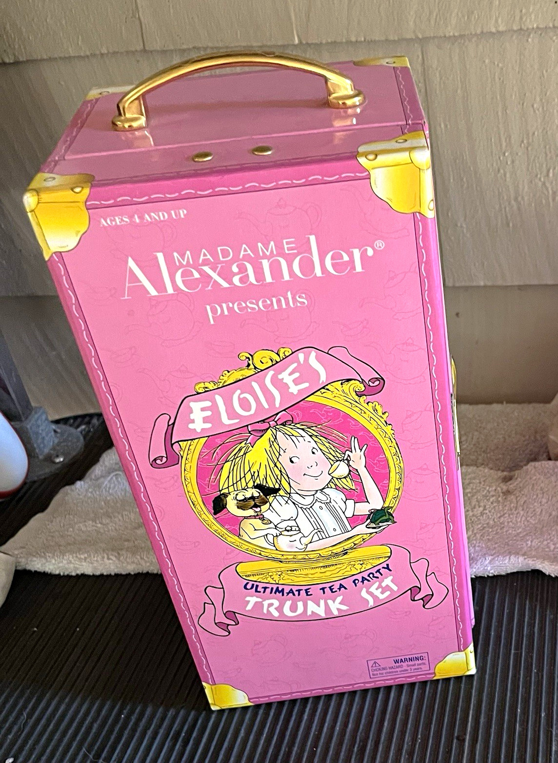 Madame Alexander Eloise 8in Soft Body Play Doll Tea Party Trunk & Accessories Madame Alexander Eloise 8in Soft Body Play Doll Tea Party Trunk & Accessories
