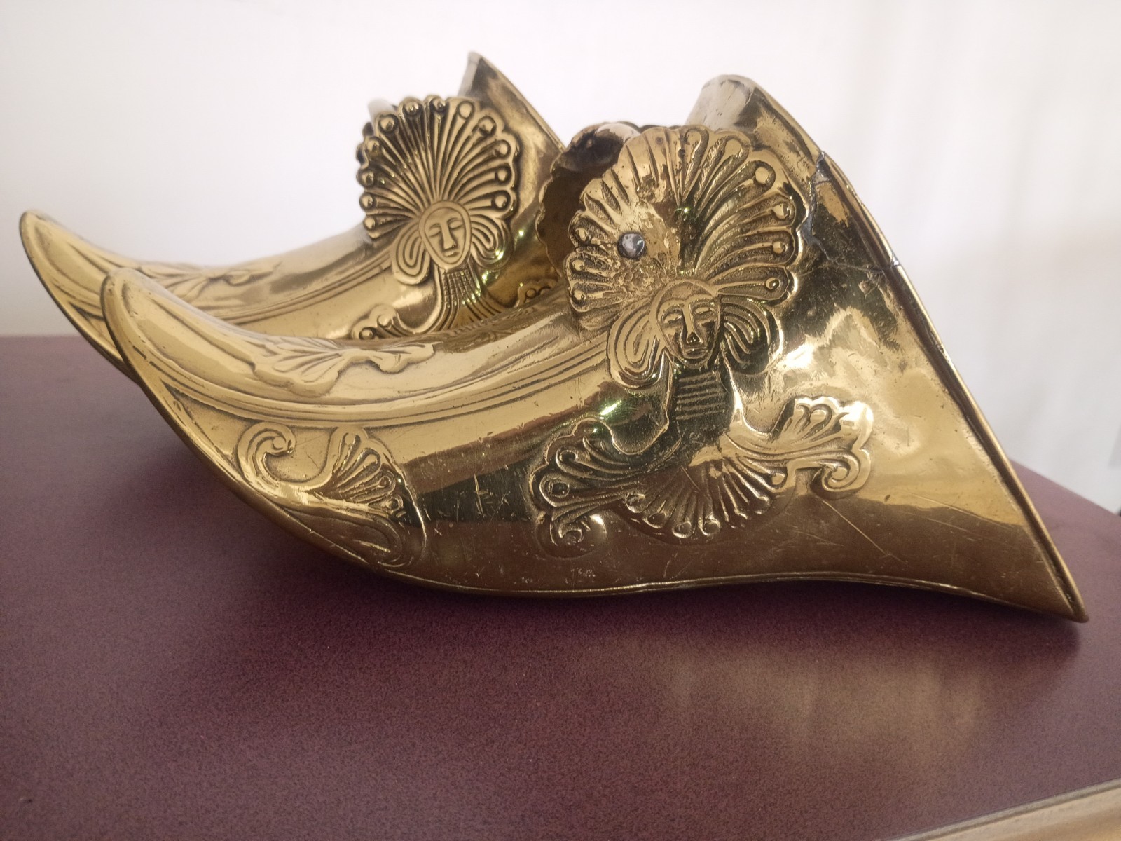 Antique - Pair Spanish Colonial Conquistador Brass Metal Horse Bogota Stirrups Antique - Pair Spanish Colonial Conquistador Brass Metal Horse Bogota Stirrups