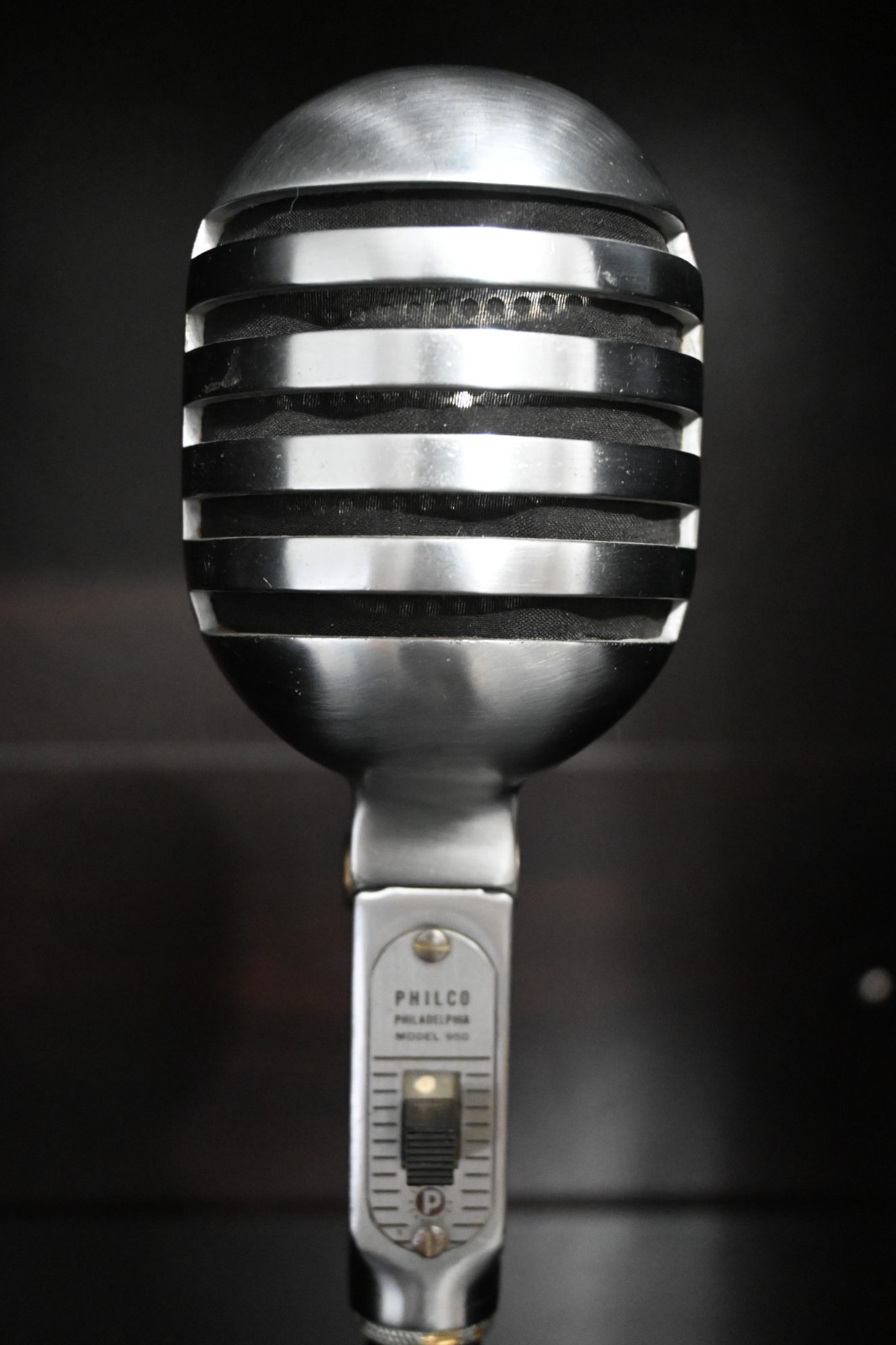 Vintage Philco Model 950 Broadcast Dynamic Microphone  w/DM1 stand