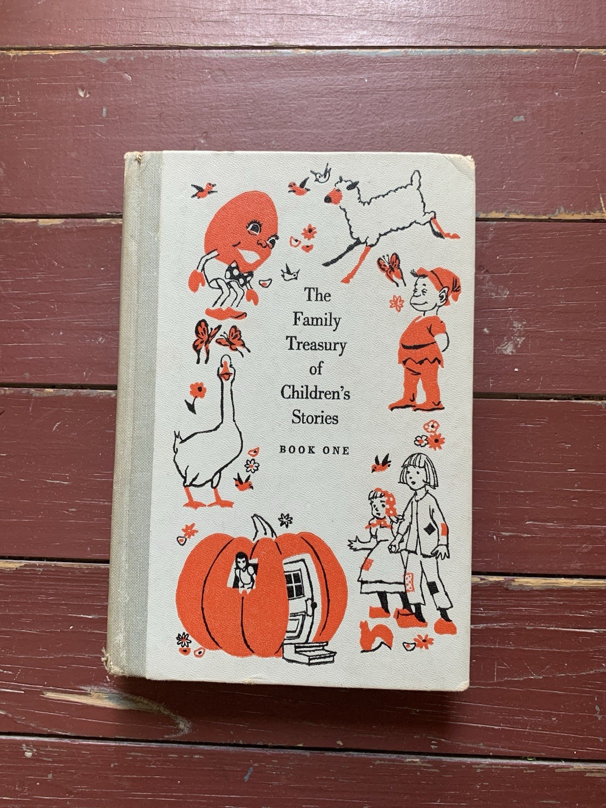 Vintage The Family Treasury of Children’s Stories Book One 1950s Dodd Mead